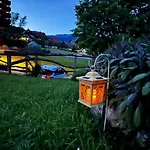 Апартаменты Tree